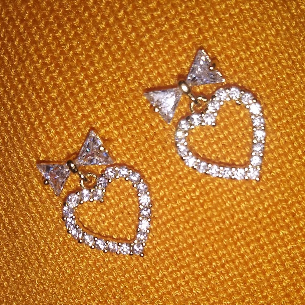 Bow Heart Dangly Earrings